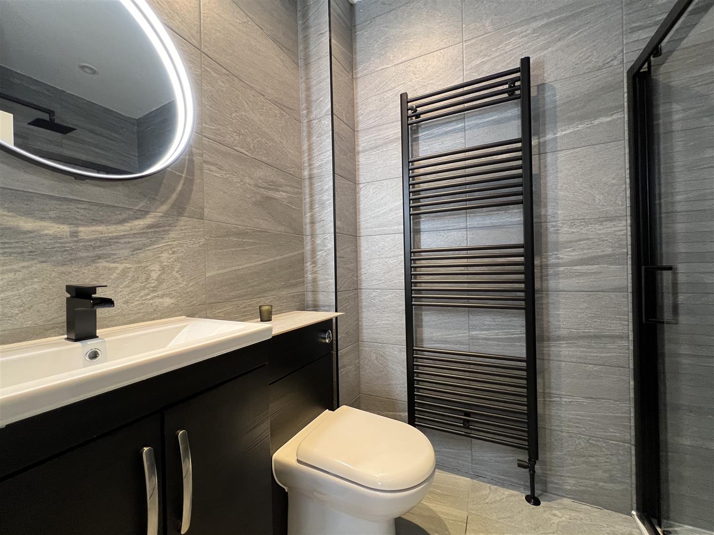 Royal Gardens, Bothwell, Glasgow Residence Estate Agents